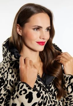 Faina Langer Stepp ImaneCappotto InvernaleBeige Leo Donna Cappotti FAB21U03S-B11 -Faina Sconto 71fabce8f1a84bb29171745e3c1e2910