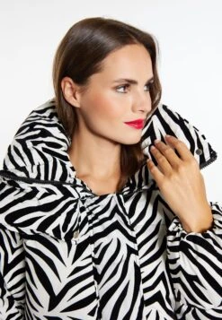 Faina Mit Zebra-Print DedicaGiacca InvernaleWeiss Zebra Donna Giacche E Blazer FAB21U042-A11 10 Faina Mit Zebra-Print DedicaGiacca InvernaleWeiss Zebra Donna Giacche E Blazer FAB21U042-A11 -Faina Sconto 784897664700495a91392b3ffd0ff3ee