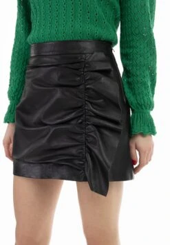 Faina Gonna Di Pelle - Schwarz -Faina Sconto 93adcc02e38f419498c95bc7161f56c6