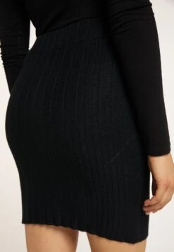 Faina Nally - Gonna A Tubino - Schwarz -Faina Sconto e19421f2595146acbdf5ed4e3793be51