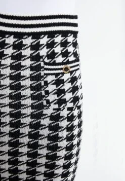 Faina Koosh - Minigonna - Schwarz -Faina Sconto f43e75dad008442aa92173b95a89d487